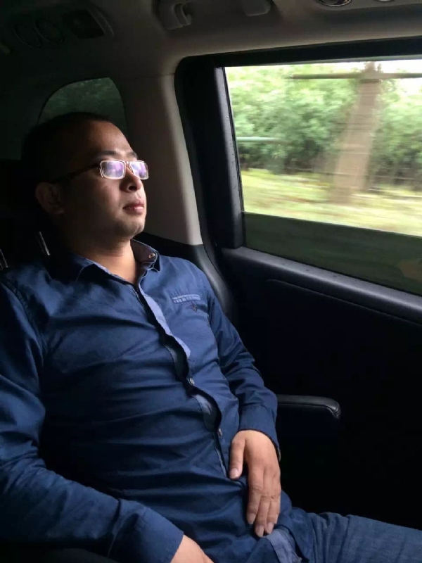 世界那么大的第三张照片--诏安相亲网