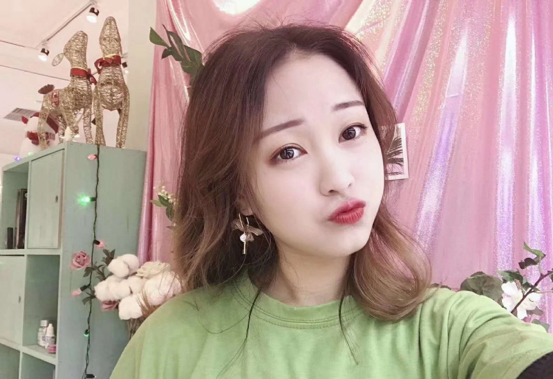 罗兰的第二张照片--诏安相亲网