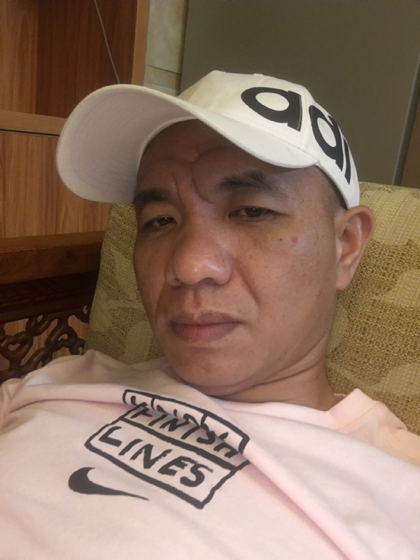 坚持到底的第一张照片--诏安相亲网