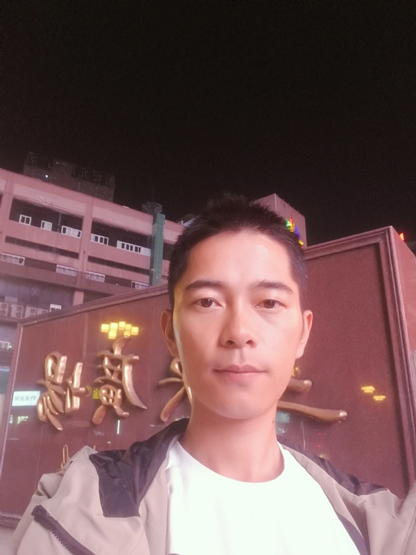 重庆小林的第一张照片--诏安相亲网