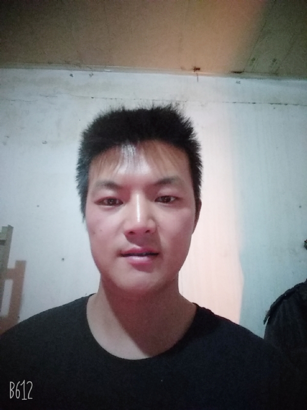风轻云淡的第一张照片--诏安相亲网