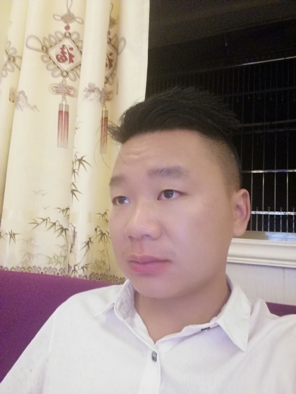 王梓林的第一张照片--诏安相亲网