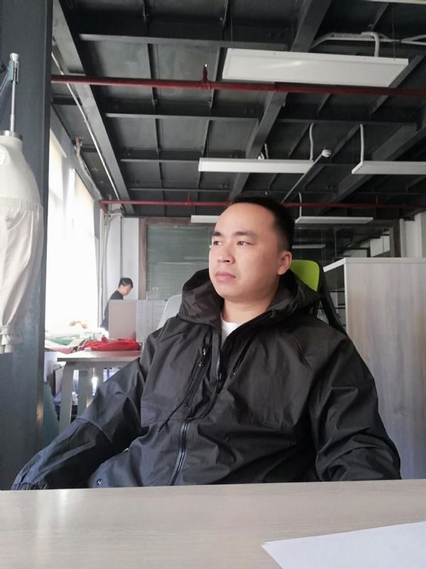 左眼皮跳跳的第一张照片--诏安相亲网