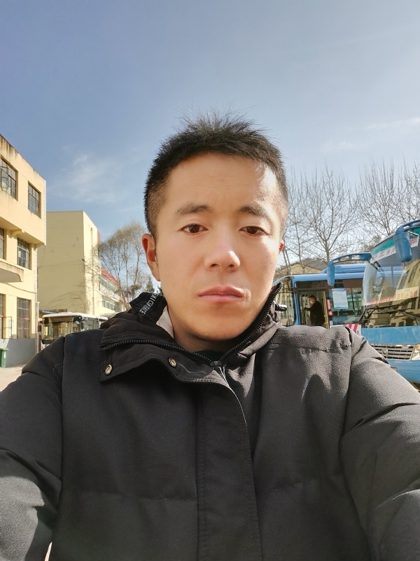 孤独的云的第一张照片--诏安相亲网