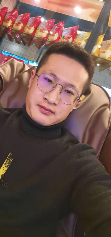 期待的第三张照片--诏安相亲网
