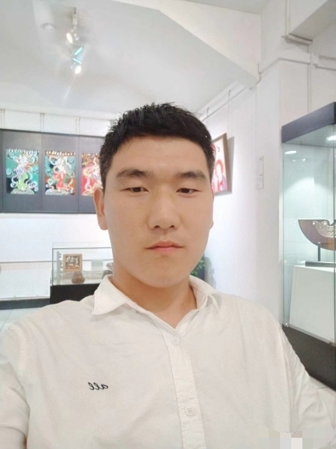 自律人生的第一张照片--诏安相亲网