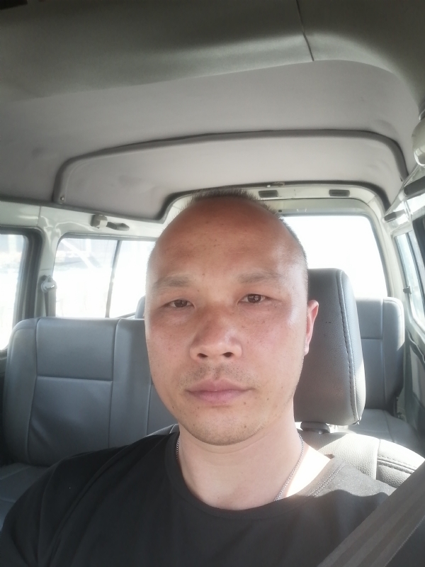 新旺丁的第一张照片--诏安相亲网