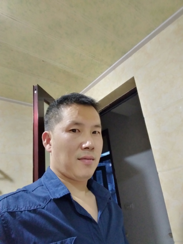 余生搀扶走的第一张照片--诏安相亲网