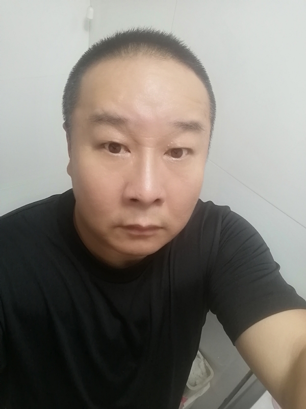 一束光的第一张照片--诏安相亲网