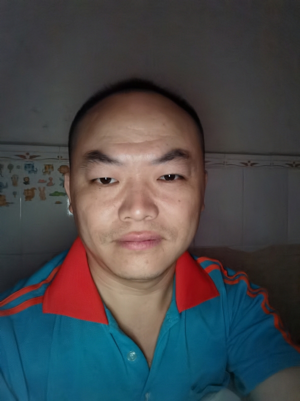与子携老的第二张照片--诏安相亲网