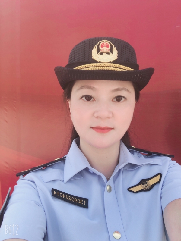 明明的第一张照片--诏安相亲网