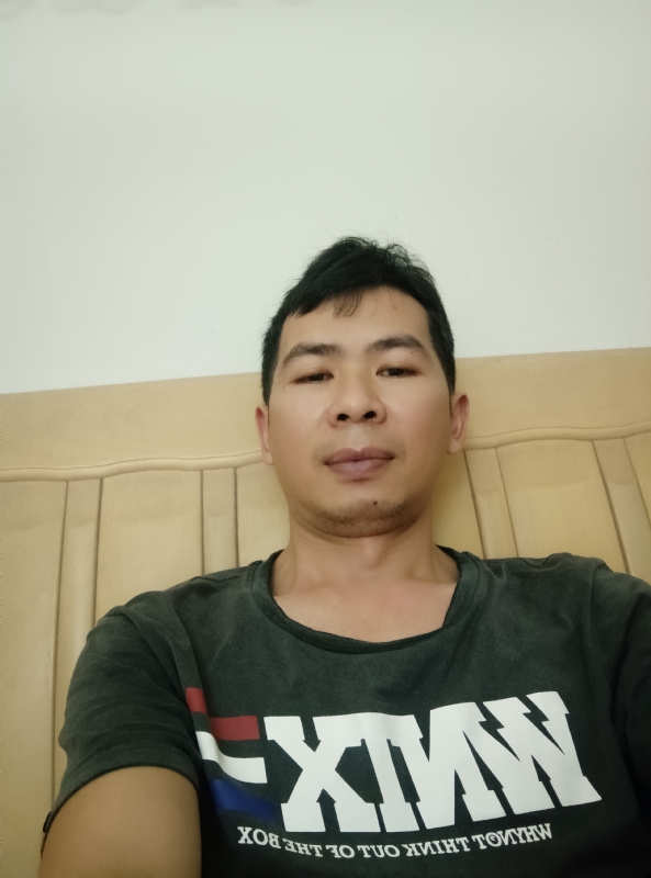 小伙子的第四张照片--诏安相亲网