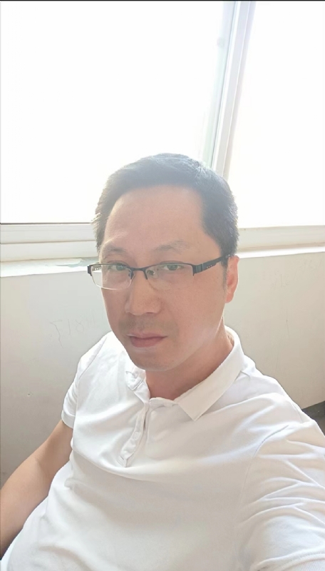 划过生命的流星的第一张照片--诏安相亲网
