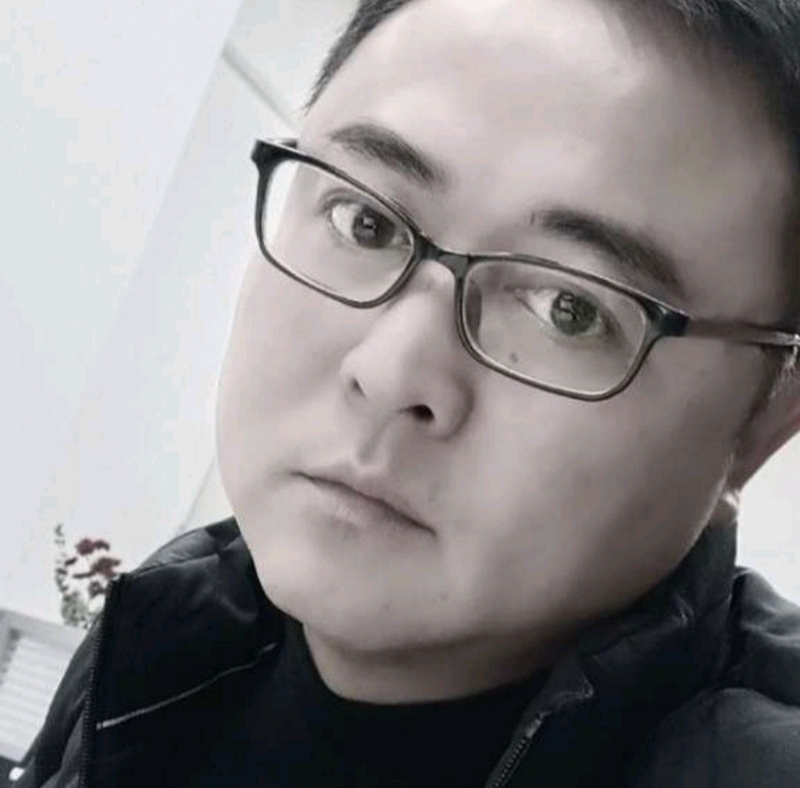小石头的第二张照片--诏安相亲网