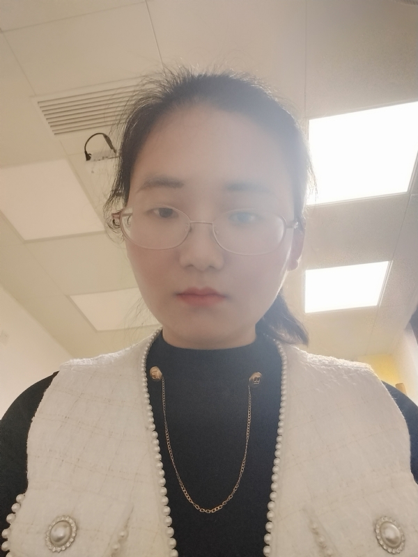 闲敲棋子的第二张照片--诏安相亲网