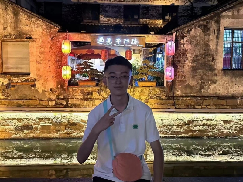李四的第一张照片--诏安相亲网