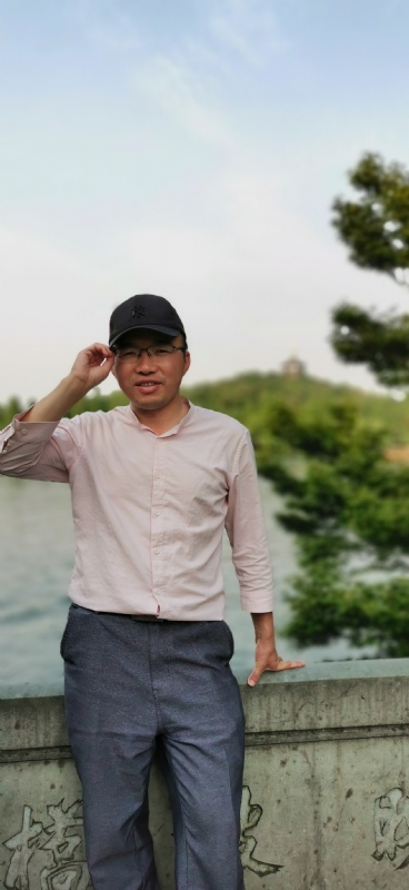 大叔有点忙的第三张照片--诏安相亲网