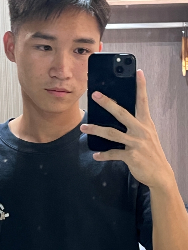 画家的第二张照片--诏安相亲网