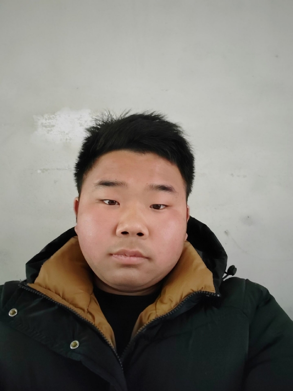 精神饱满的第五张照片--诏安相亲网