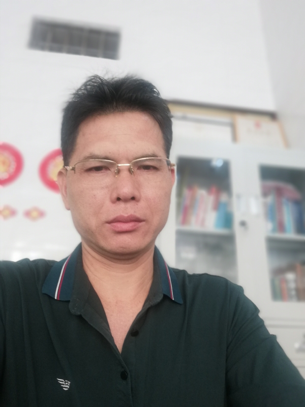 后视镜的第一张照片--诏安相亲网