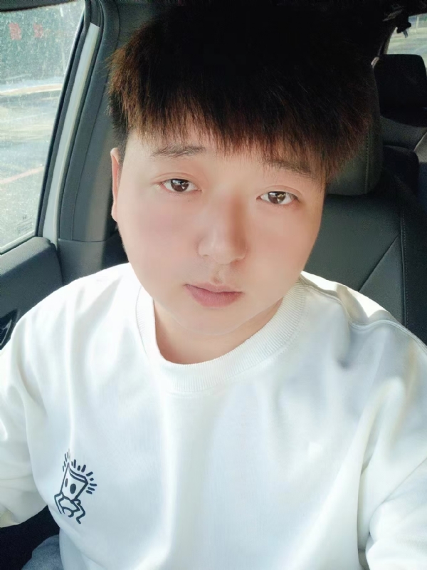 可乐加冰的第一张照片--诏安相亲网