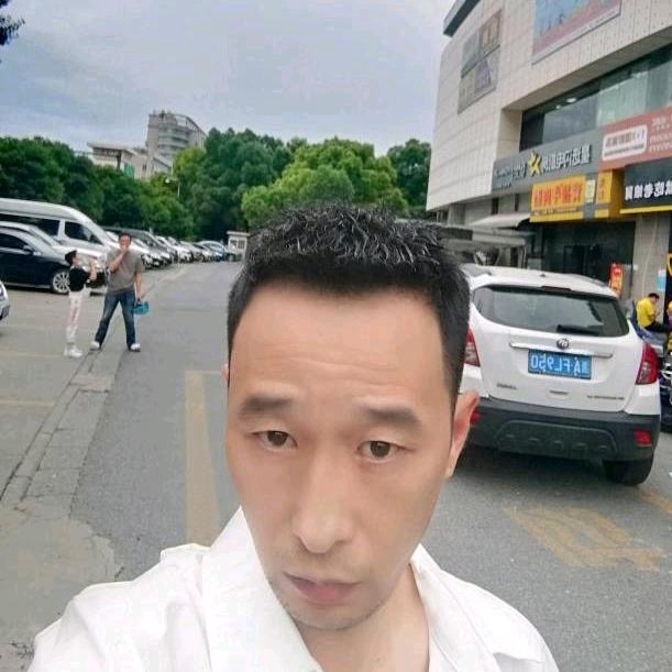 小林的第三张照片--诏安相亲网