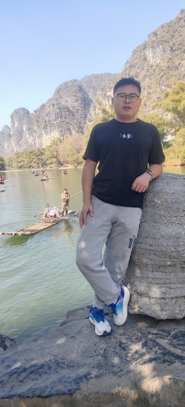 受过伤的狼的第三张照片--诏安相亲网