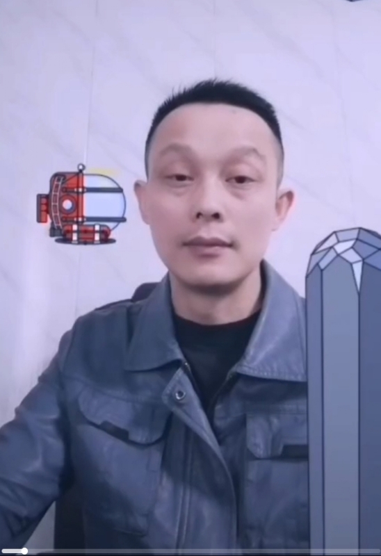 易进的第三张照片--诏安相亲网
