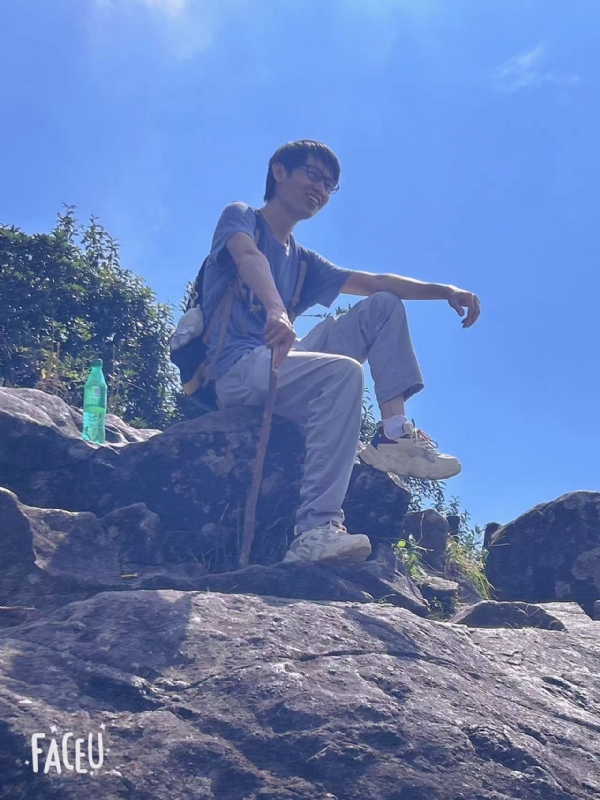 落叶之秋的第一张照片--诏安相亲网