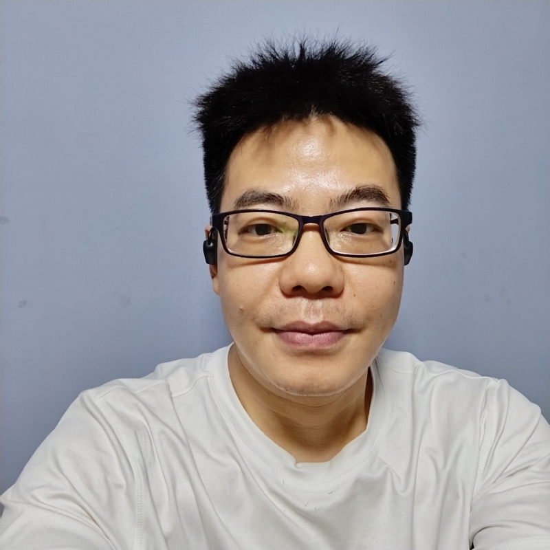 八月的星光的第一张照片--诏安相亲网
