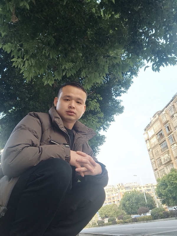 诗和远方的第一张照片--诏安相亲网