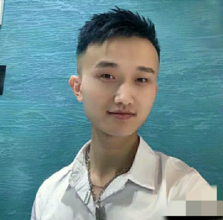 小哥哥的第一张照片--诏安相亲网