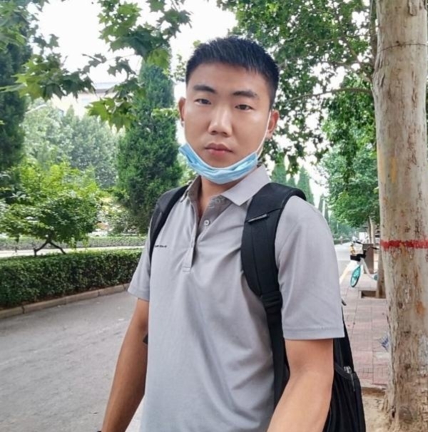 90年男征婚的第一张照片--诏安相亲网