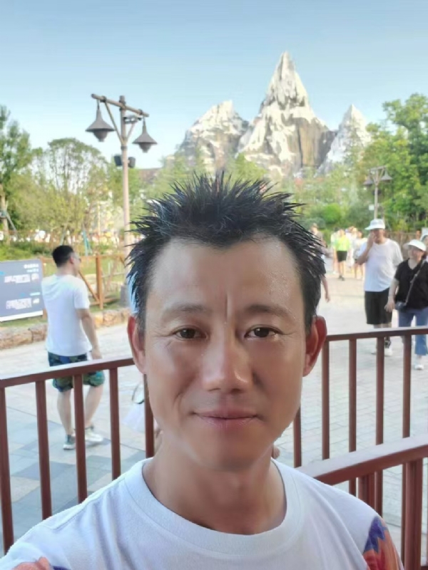 艾氏涂料博的第一张照片--诏安相亲网