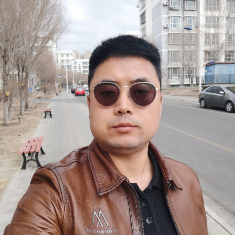 月下听风的第一张照片--诏安相亲网