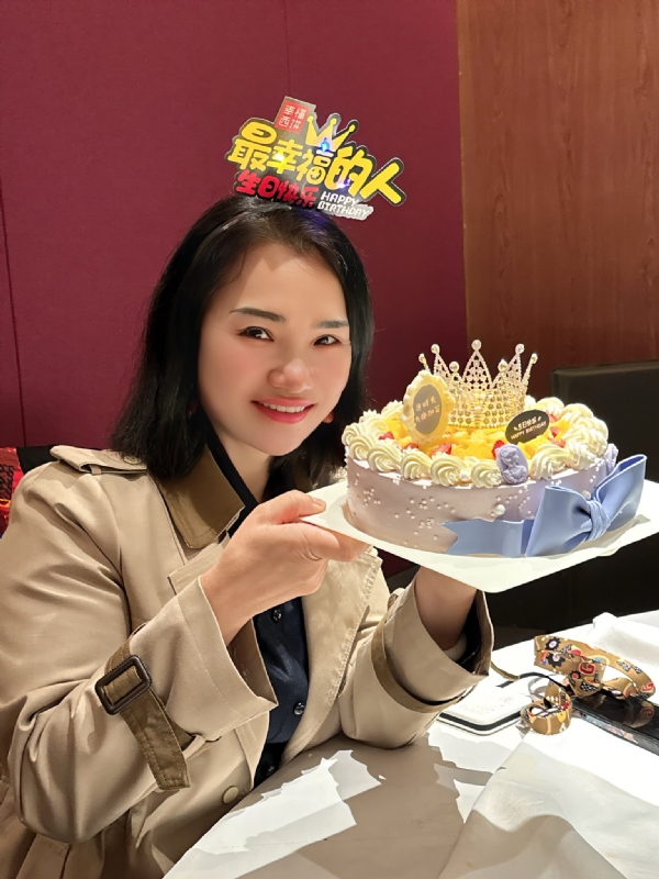 Apple的第一张照片--诏安相亲网